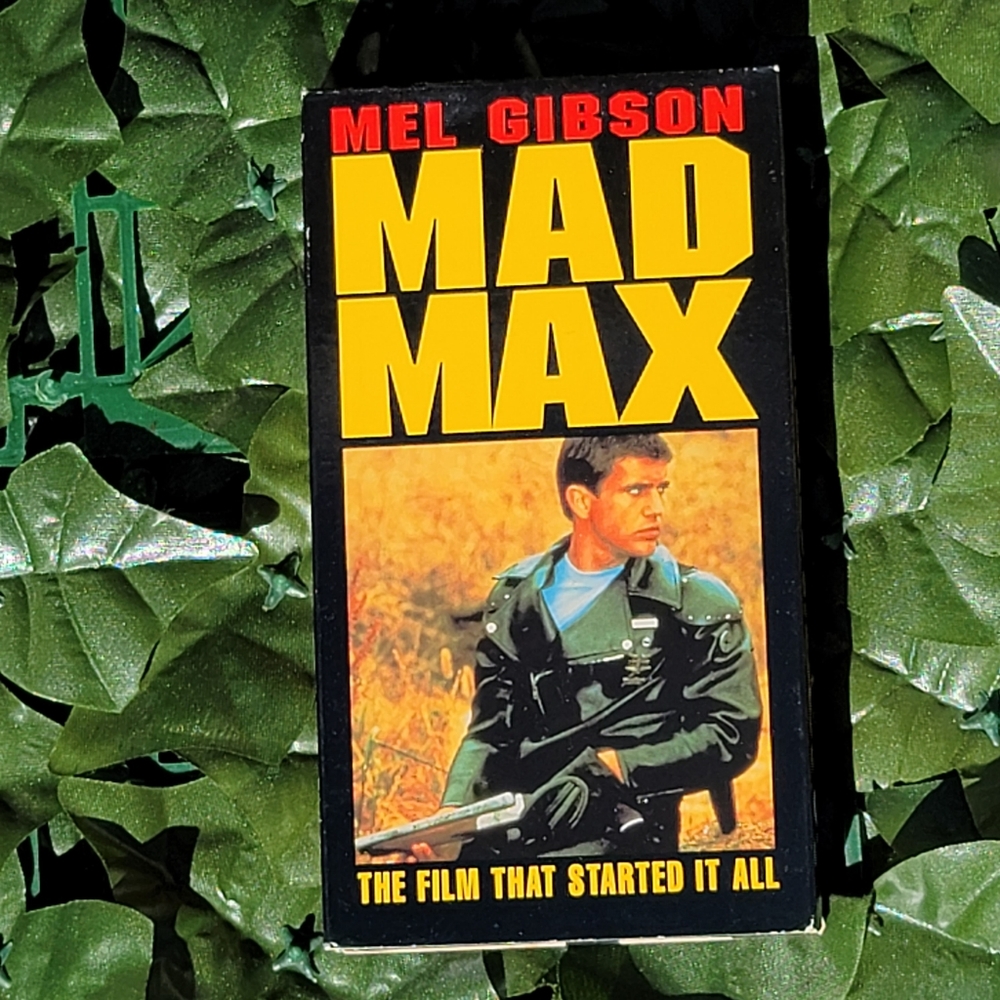 Mad Max : VHS Video (Early Pressing)